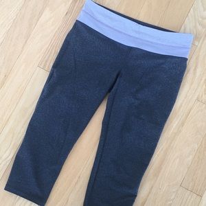 Lululemon cropped reversible leggings